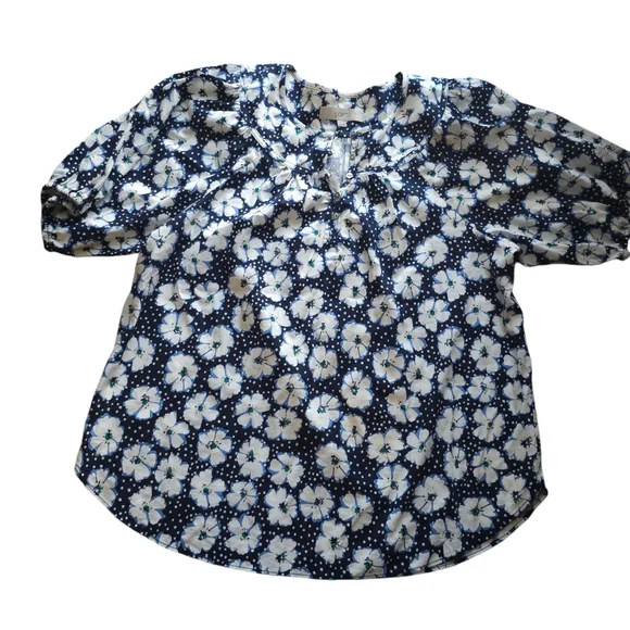Loft Blue and White Daisy Print Peasant Top Size Medium - Picture 2 of 4
